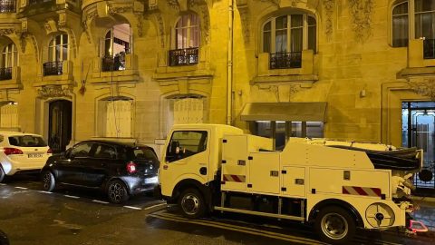 Débouchage urgent 24/7 : Que faire en cas de canalisation bouchée la nuit ?